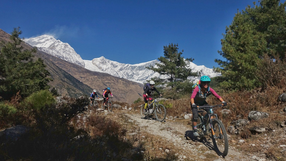 Mountain bikers on the Annapurna Circuit