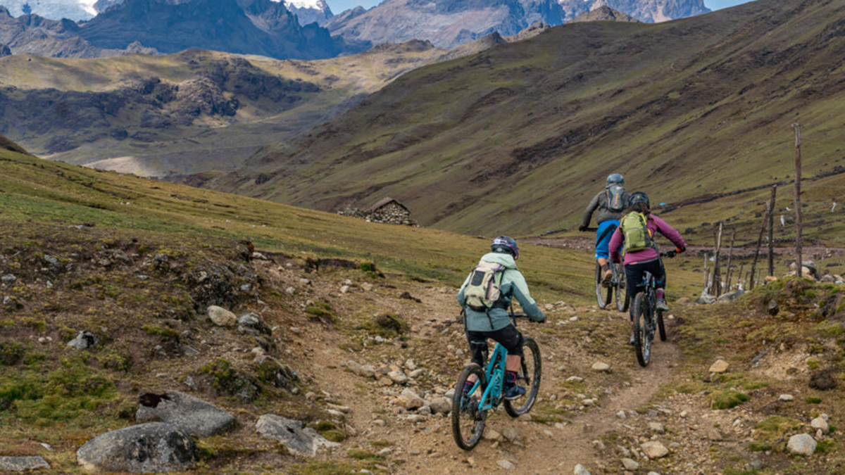 Mountain Biking Equipment - Mountain Biking Gear In Peru - Cycling